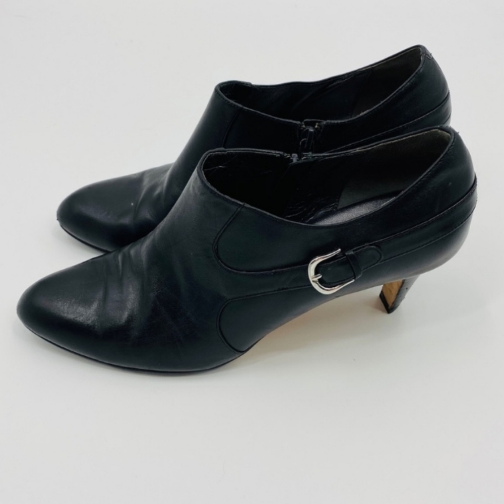 Cole Haan/Nike Air Leather Ankle Booties Size 6